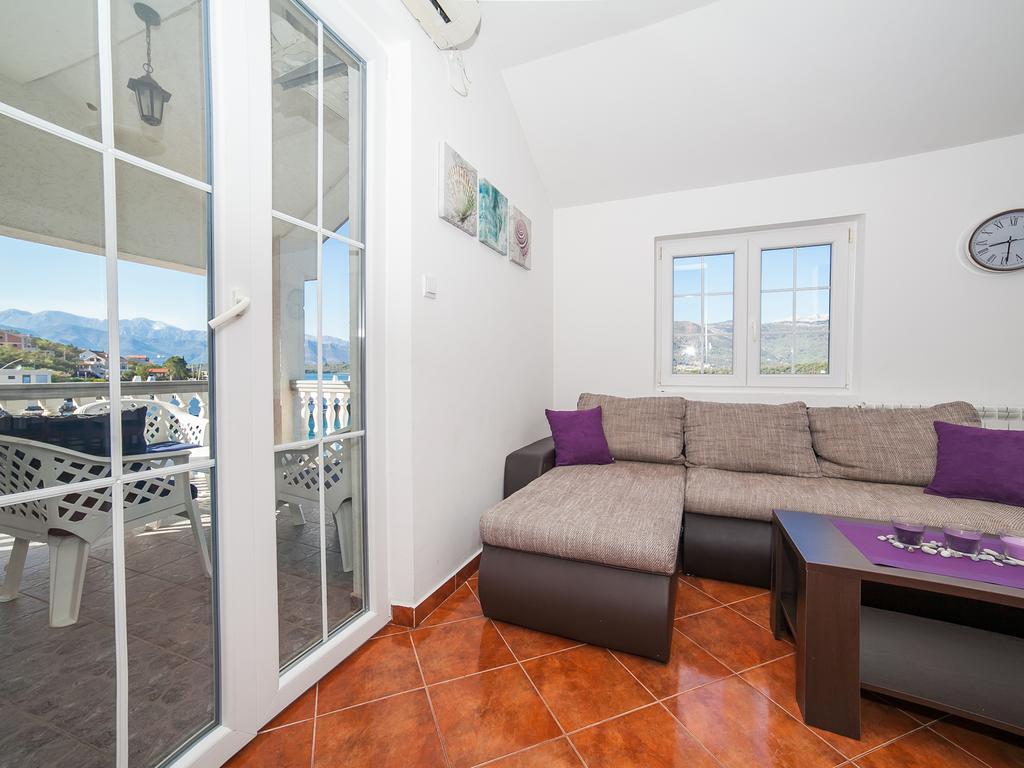 Apartments Elena Tivat Exterior foto