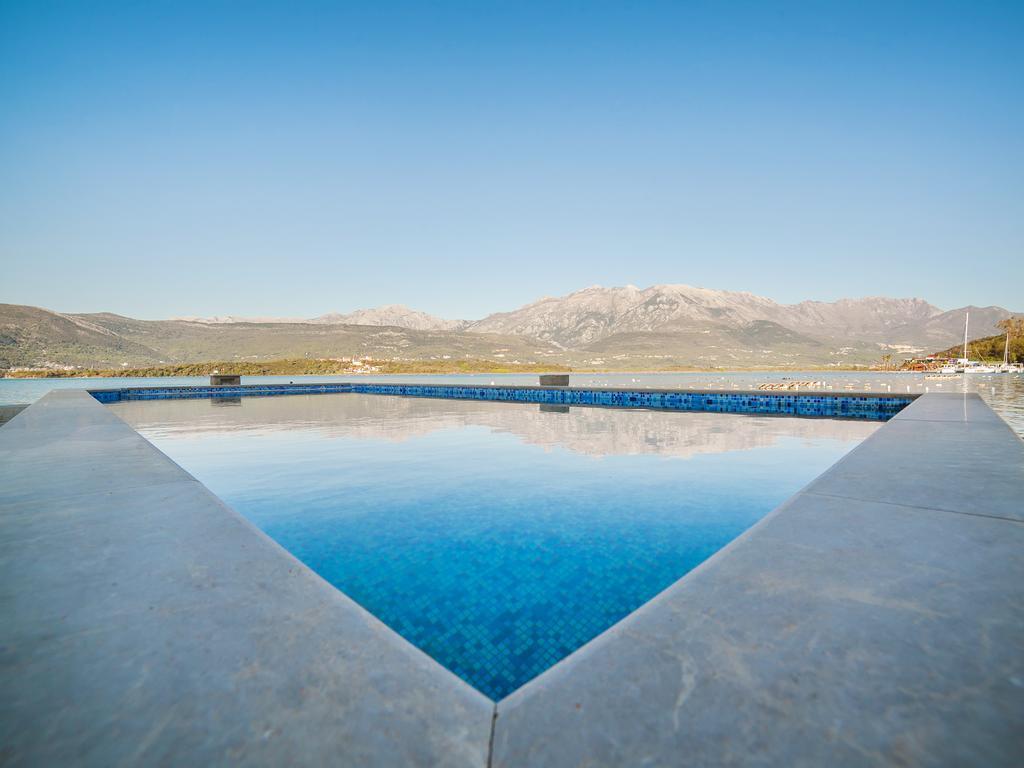 Apartments Elena Tivat Exterior foto