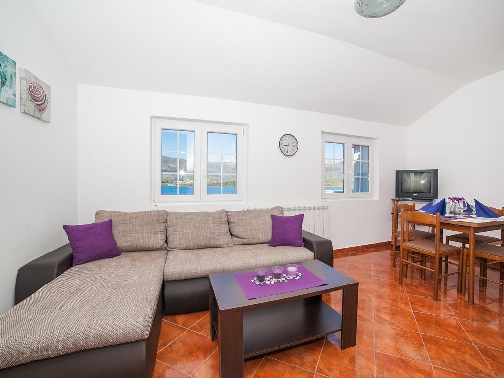 Apartments Elena Tivat Exterior foto