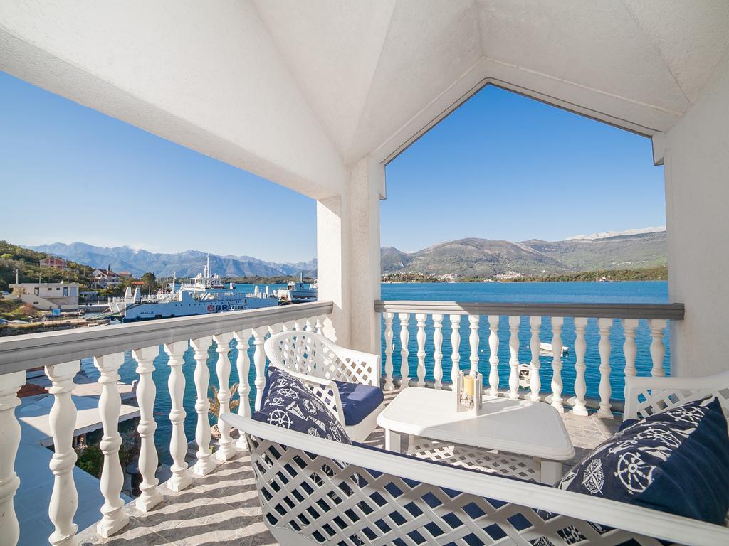 Apartments Elena Tivat Exterior foto